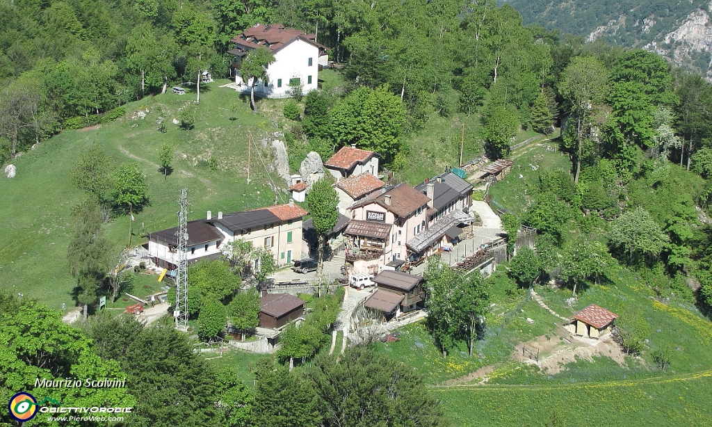 25 Scendo al vecchio borgo....JPG